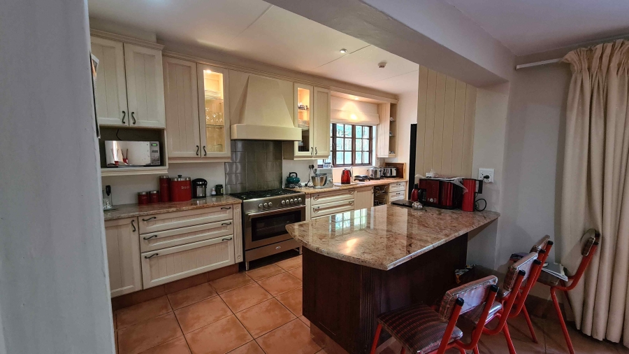 6 Bedroom Property for Sale in Blue Bend Eastern Cape